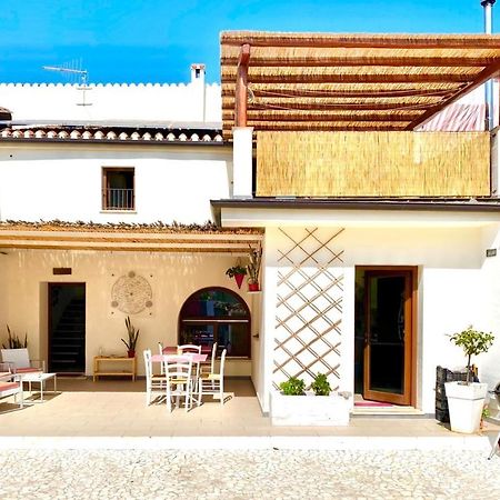 Al Vicoletto - Genuine Hospitality Panzió Tortolì Kültér fotó