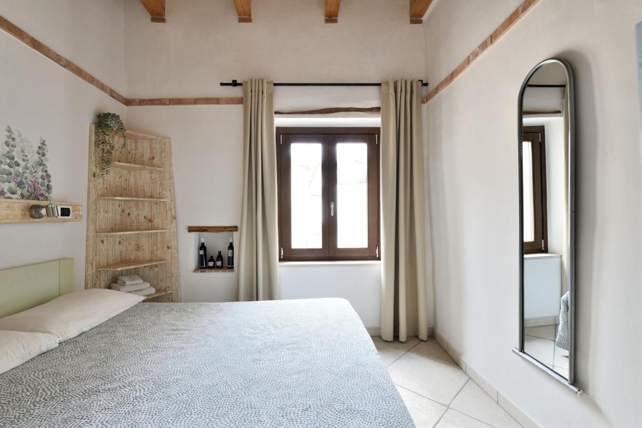 Al Vicoletto - Genuine Hospitality Panzió Tortolì Kültér fotó